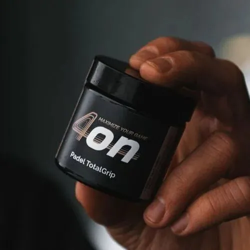 4on Total Grip Paste
