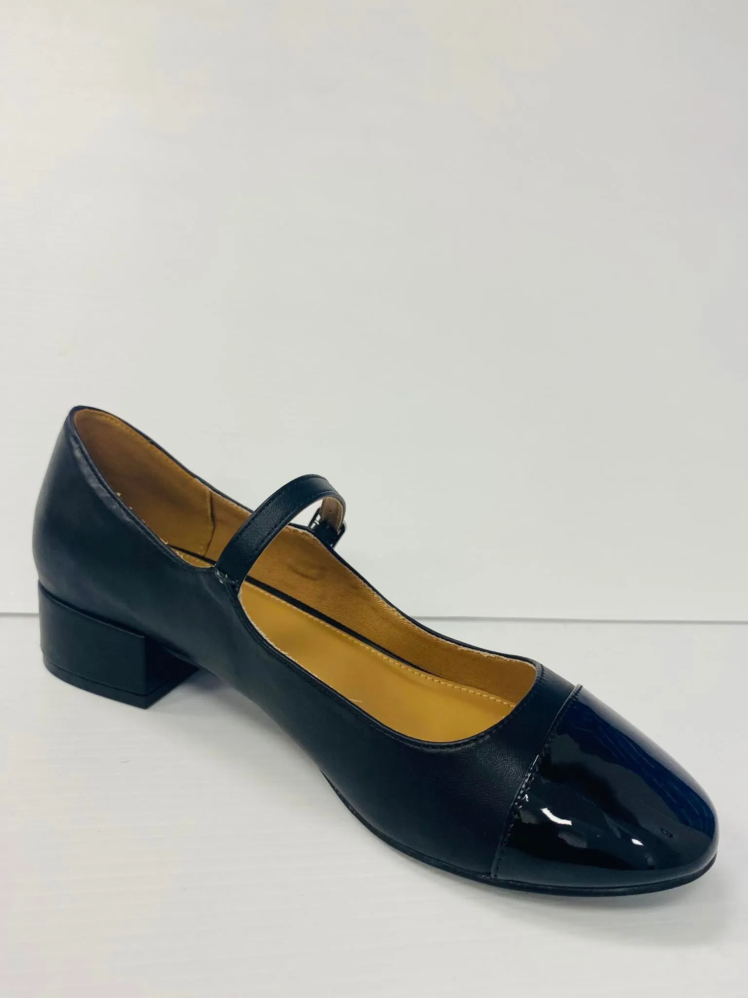 BAMBOO TWISTING-02 Low Chunky Heels