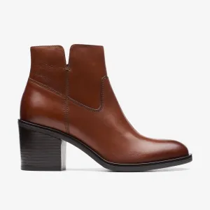 Clarks Women's Valvestino Lo Brown Leather 26171834