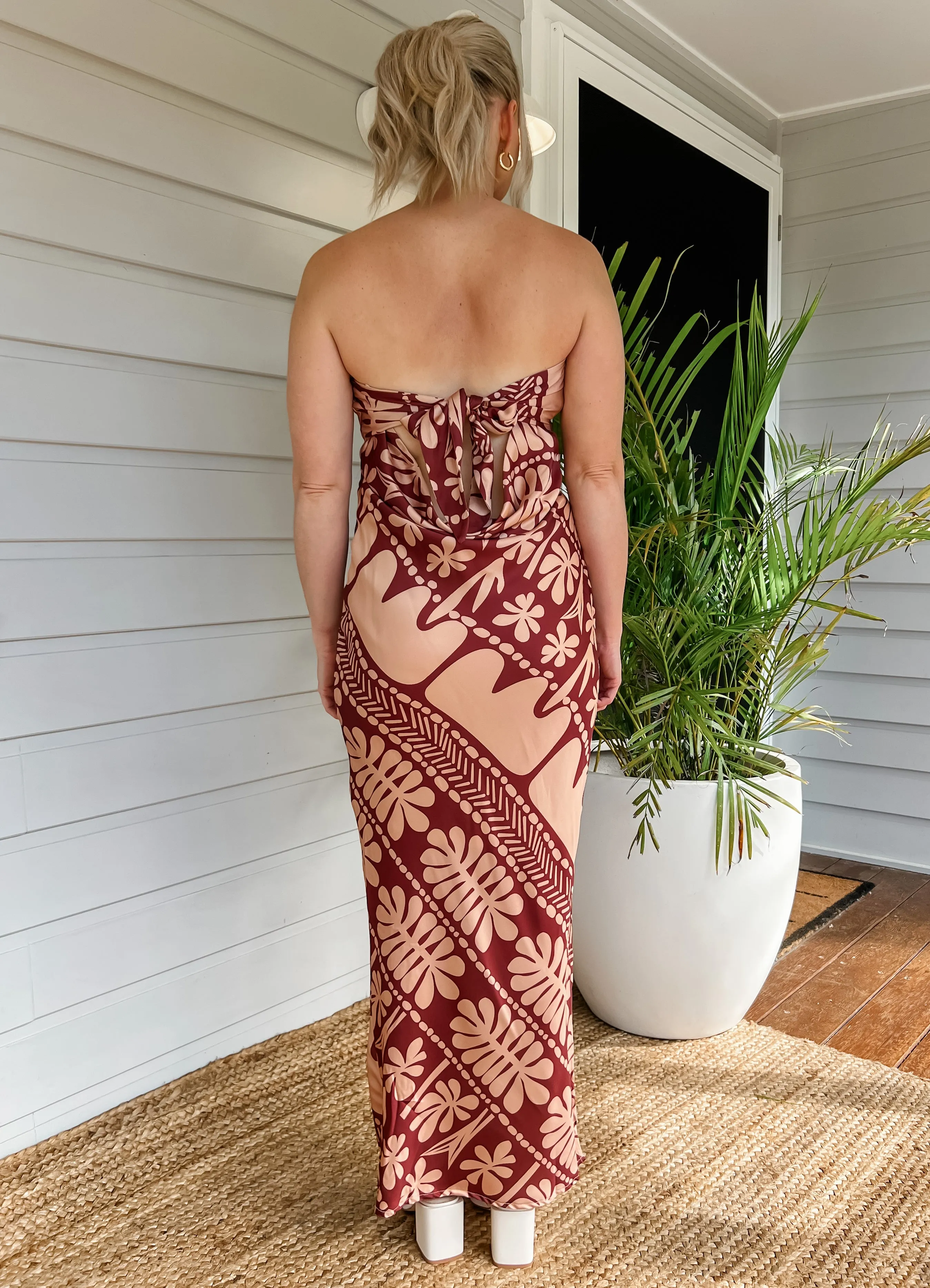 CORAL MAXI DRESS - BROWN