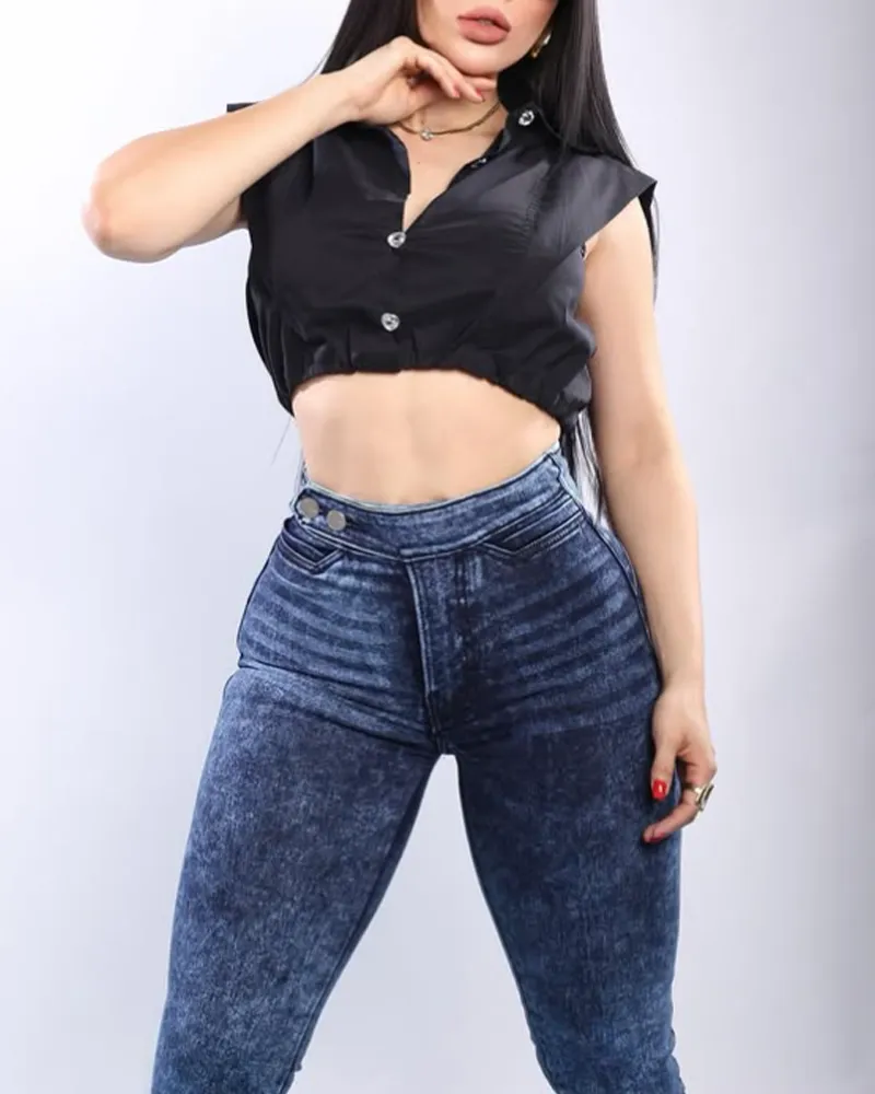 High-Waist Slim-Fit Jeans (Pre-Sale)