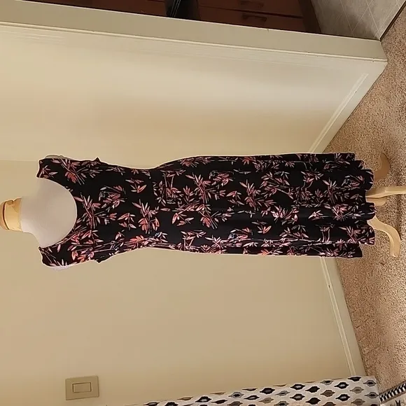 New! Nicole Miller NY large black printed sleeveless dress.