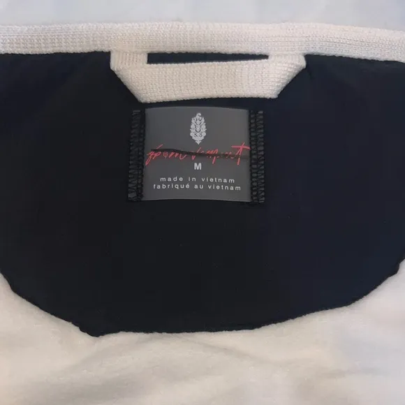 {NWOT Free People Movement Climber Fleece Oversized Pullover Med White &amp; Black}
