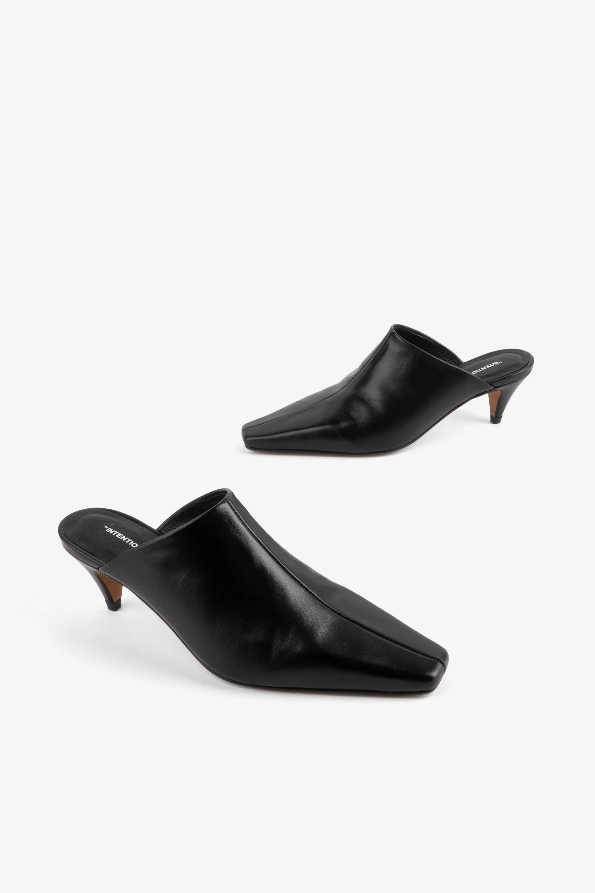 OFFICIALLY HEELED MULE