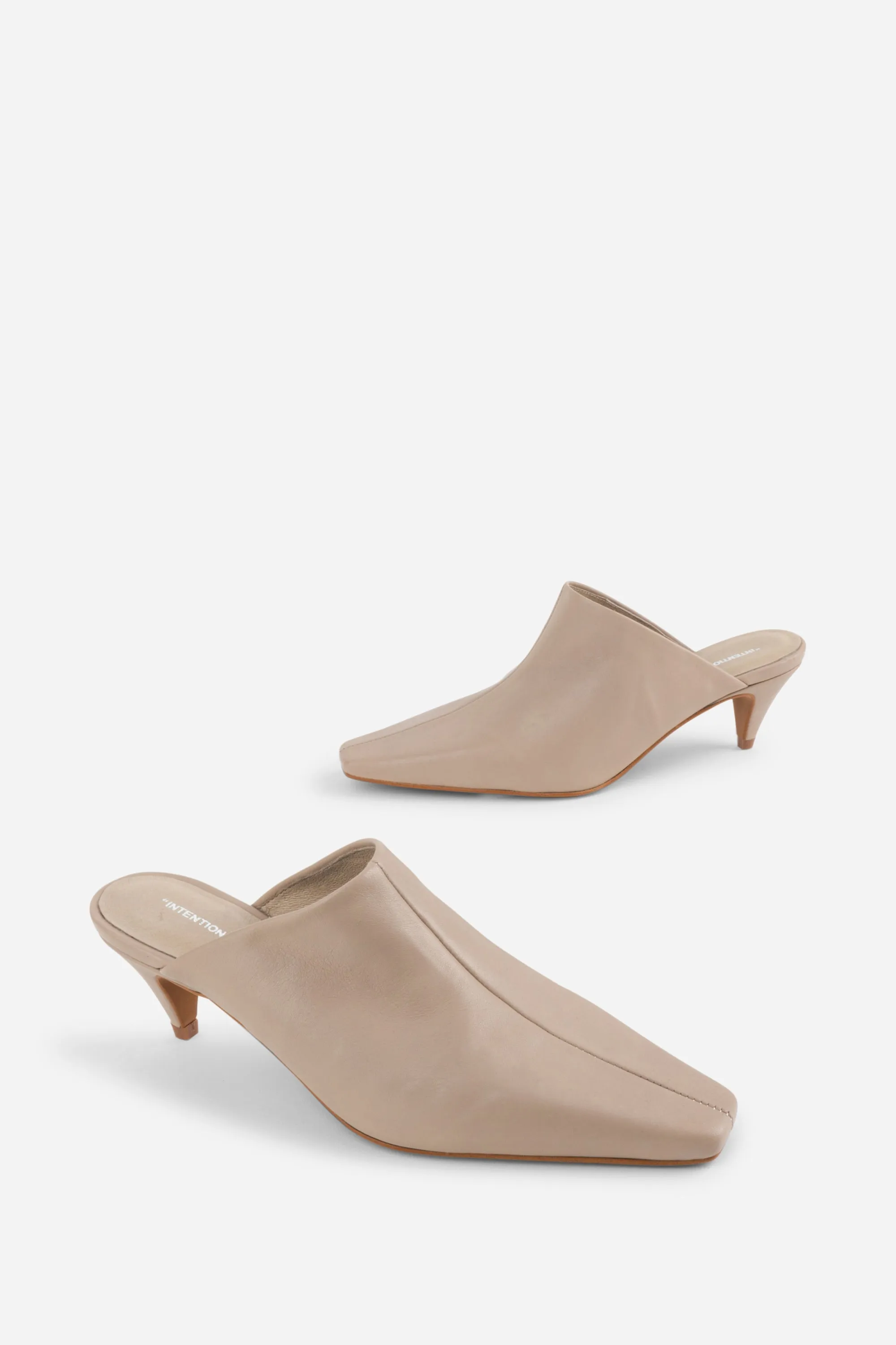 OFFICIALLY HEELED MULE