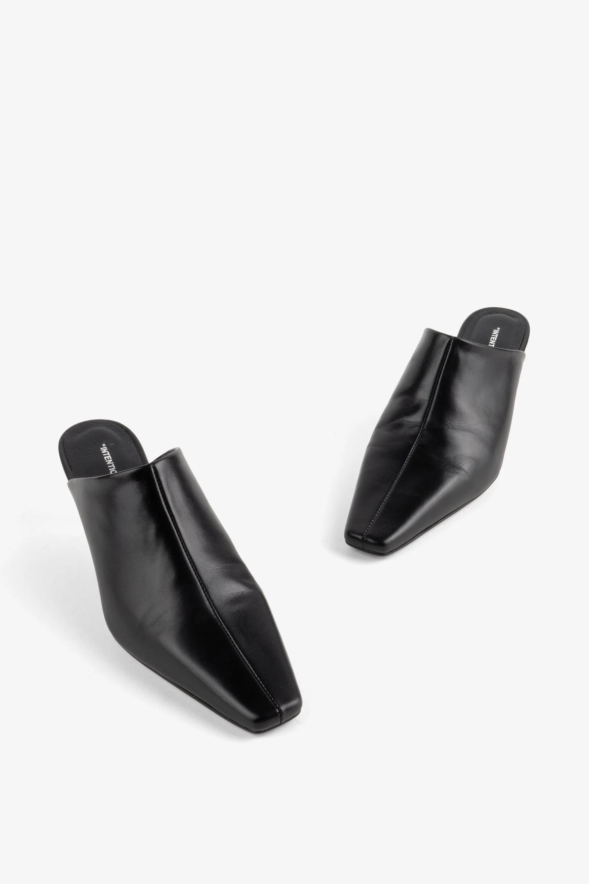 OFFICIALLY HEELED MULE