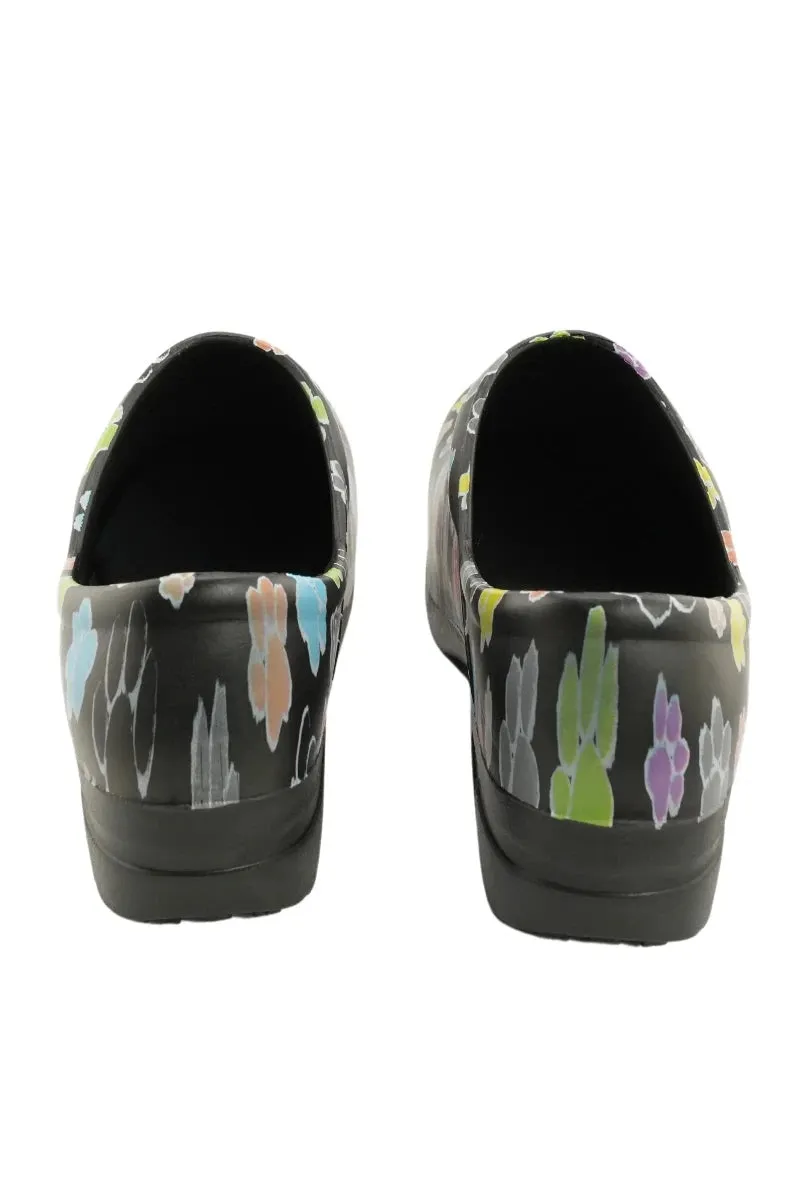 StepZ Women's Slip Resistant Nurse Clogs | Pretty Paws