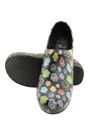 StepZ Women's Slip Resistant Nurse Clogs | Pretty Paws