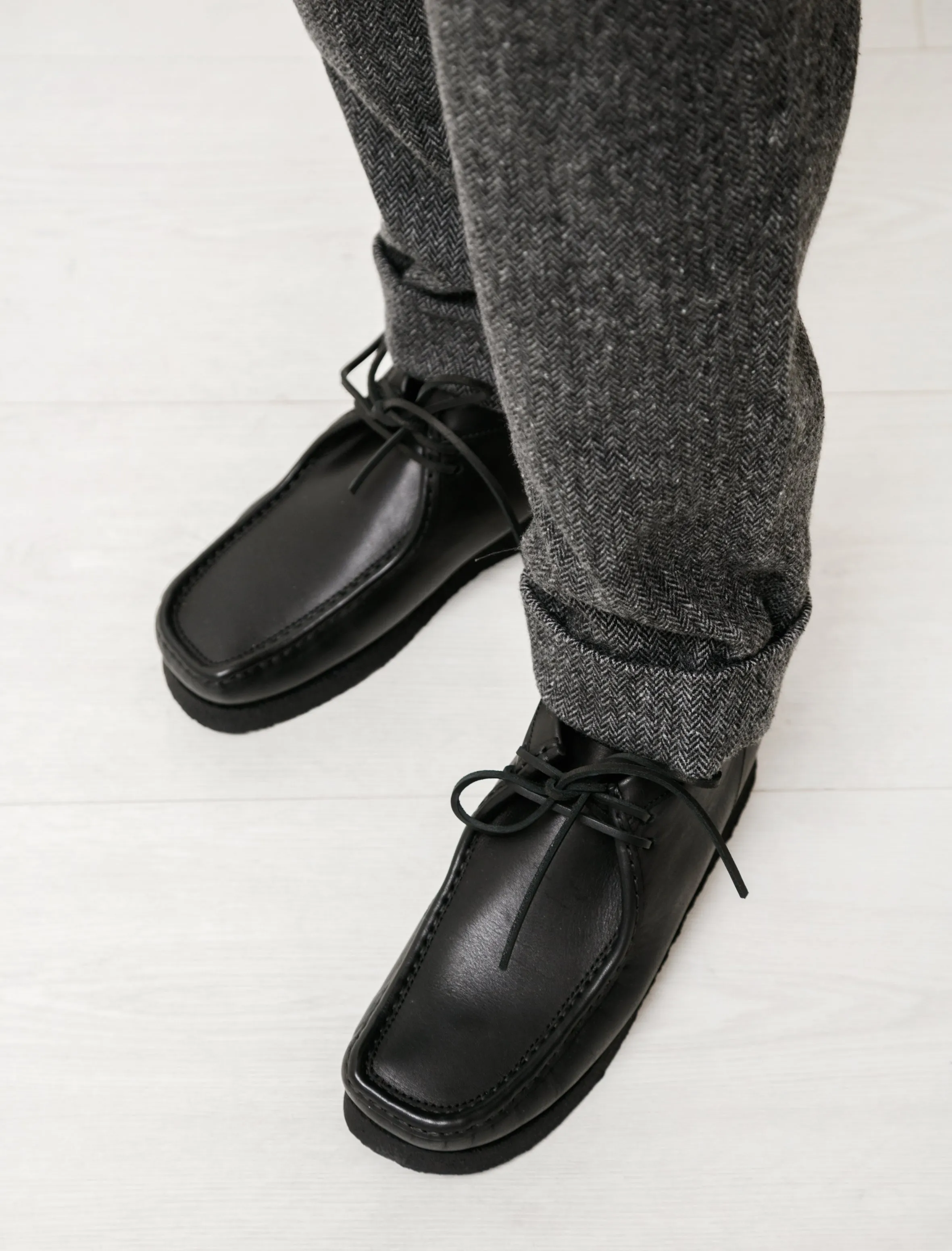 Yuks Type 2 Vaqueta Black
